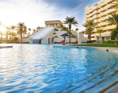 HUGE 2BD PENTHOUSE VILLA/WIFI/JACUZZI ON BALCONY