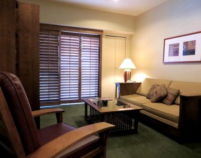 HUGE 2BD PENTHOUSE VILLA/WIFI/JACUZZI ON BALCONY