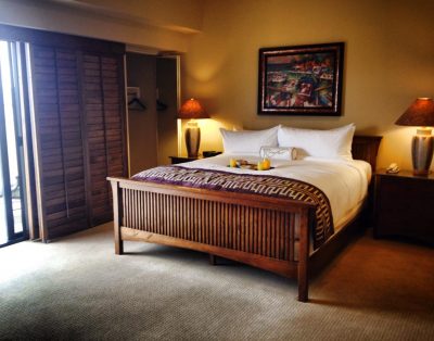 HUGE 2BD PENTHOUSE VILLA/WIFI/JACUZZI ON BALCONY