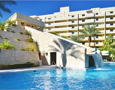 HUGE 2BD PENTHOUSE VILLA/WIFI/JACUZZI ON BALCONY