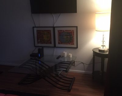 Large Open living 2BD Close 2 Strip