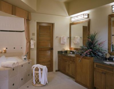 HUGE 2BD PENTHOUSE VILLA/WIFI/JACUZZI ON BALCONY