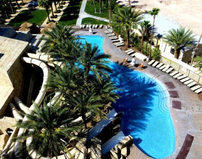 HUGE 2BD PENTHOUSE VILLA/WIFI/JACUZZI ON BALCONY