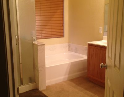 4BD/2 Story Large South Strip Home