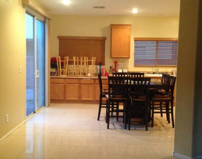 4BD/2 Story Large South Strip Home
