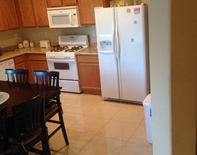 4BD/2 Story Large South Strip Home