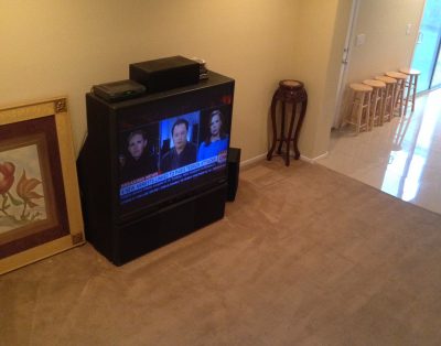 4BD/2 Story Large South Strip Home
