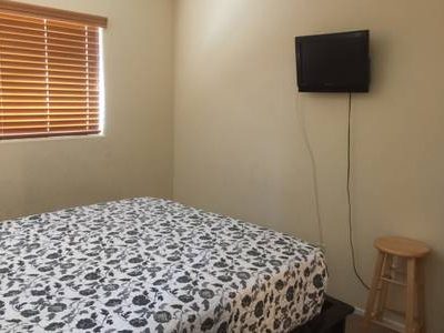 4BD/2 Story Large South Strip Home