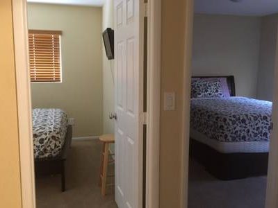 4BD/2 Story Large South Strip Home