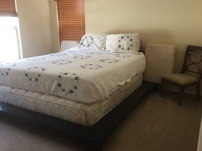 4BD/2 Story Large South Strip Home