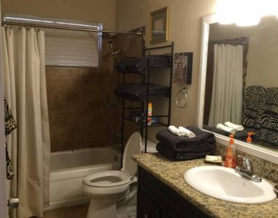 2 Bd private Casita Close 2 Strip – Pool / Jacuzzi/WIFI