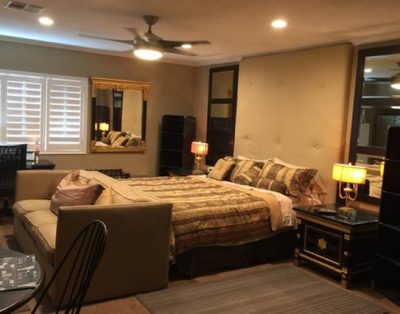 2 Bd private Casita Close 2 Strip – Pool / Jacuzzi/WIFI