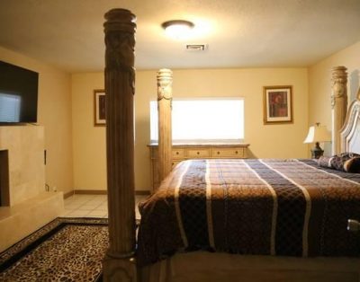 7 BD Single Story Large House 3mins To Strip