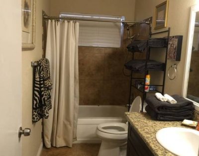 2 Bd private Casita Close 2 Strip – Pool / Jacuzzi/WIFI