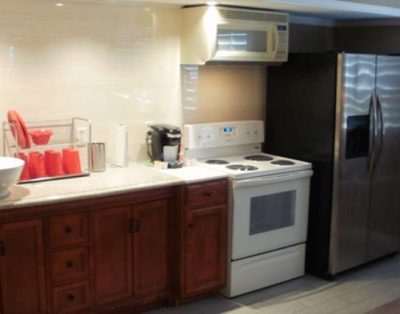 2 Bd private Casita Close 2 Strip – Pool / Jacuzzi/WIFI