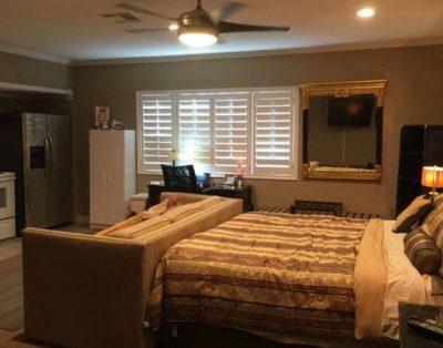 2 Bd private Casita Close 2 Strip – Pool / Jacuzzi/WIFI