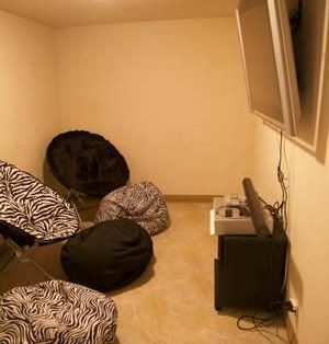 7 BD Single Story Large House 3mins To Strip