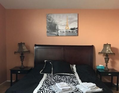 4BD House POOL Table 7 Beds/WIFI/Cable Huge POOL