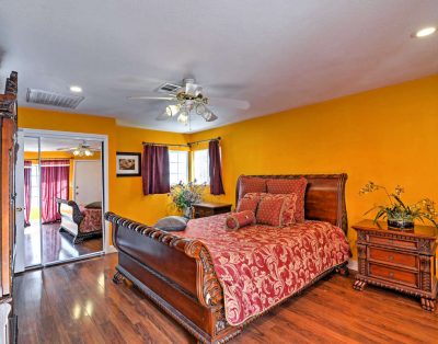 Large 4BD Open Style House Pool/ Cabana WIFI