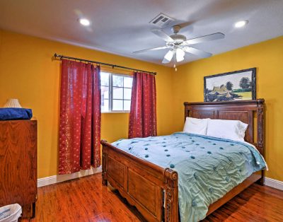 Large 4BD Open Style House Pool/ Cabana WIFI