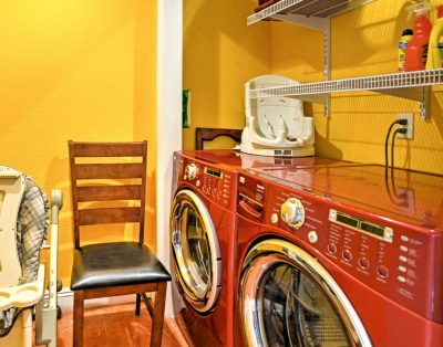 Large 4BD Open Style House Pool/ Cabana WIFI