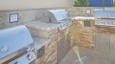 Polo Towers 2BD Within Walking distance 2 Strip