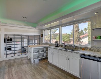 Vicenza 4BD 3bth House with Pool Huge Backyard