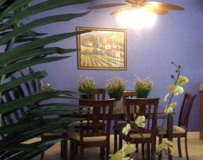 Top Floor 3BD Condo wifi/cable/ 24 hour Pool & Jacuzzi